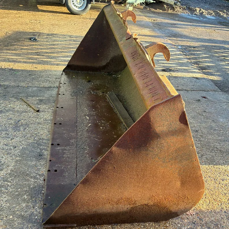 9m-17m Bucket Attachment JCB